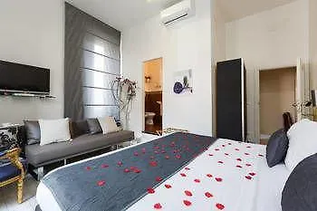 Esedra Relais بيت ضيافة