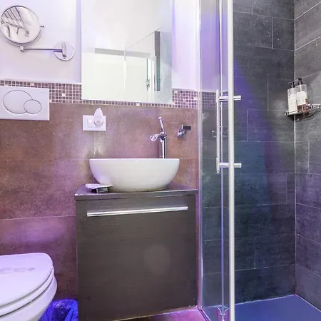 Esedra Relais 2* روما