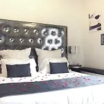 Esedra Relais 2* רומא