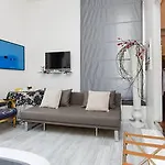 Esedra Relais בית הארחה